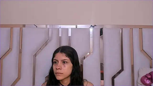 TifanyChill online show from 4, 12, 2025