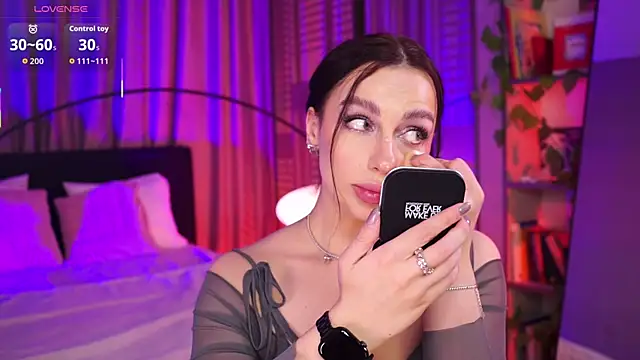 LunaNight online show from 15, 12, 2025