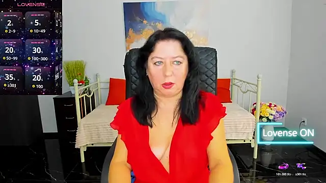 Julia Dean online show from 5, 3, 2026