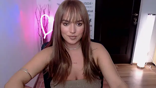 Snapshot of ChloeJewel1 chatting on 2, 12, 2025 ChloeJewel1 online show from 2, 12, 2025