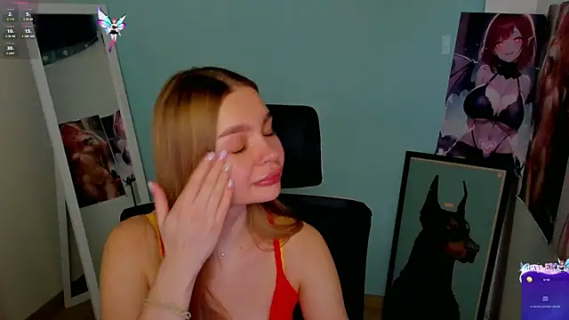 Snapshot of Molly_sweetie chatting on 6, 12, 2024 Molly sweetie online show from 6, 12, 2024