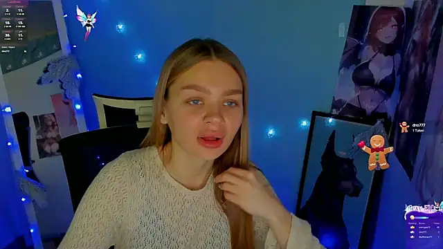 Snapshot of Molly_sweetie chatting on 16, 12, 2024 Molly sweetie online show from 16, 12, 2024