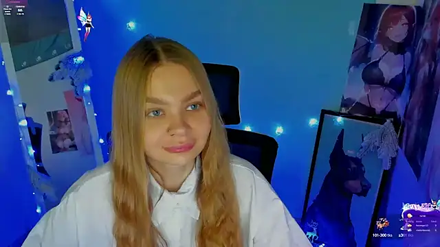 Snapshot of Molly_sweetie chatting on 17, 12, 2024 Molly sweetie online show from 17, 12, 2024