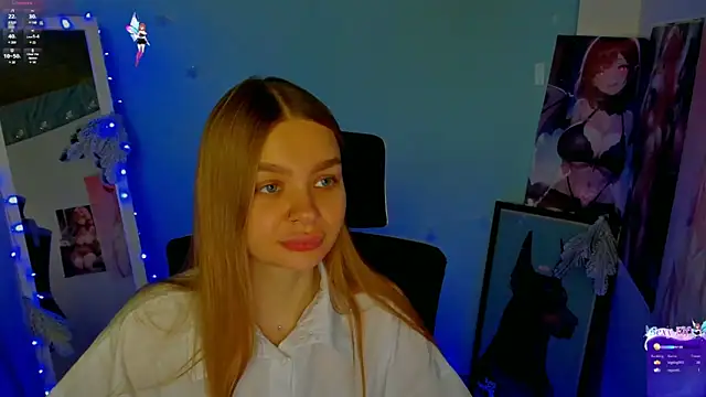 Snapshot of Molly_sweetie chatting on 18, 12, 2024 Molly sweetie online show from 18, 12, 2024