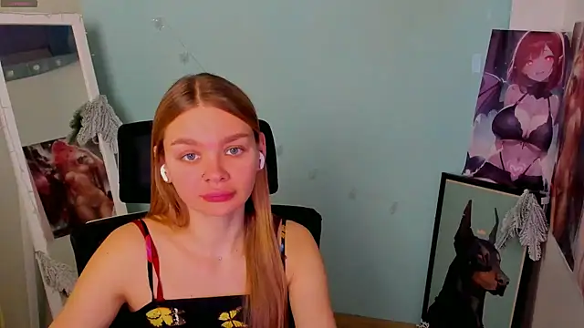 Snapshot of Molly_sweetie chatting on 28, 12, 2024 Molly sweetie online show from 28, 12, 2024