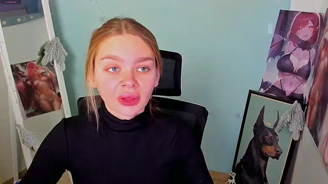 Snapshot of Molly_sweetie chatting on 29, 12, 2024 Molly sweetie online show from 29, 12, 2024