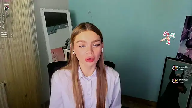 Snapshot of Molly_sweetie chatting on 18, 1, 2025 Molly sweetie online show from 18, 1, 2025