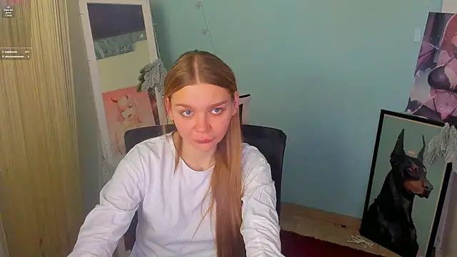 Snapshot of Molly_sweetie chatting on 19, 1, 2025 Molly sweetie online show from 19, 1, 2025