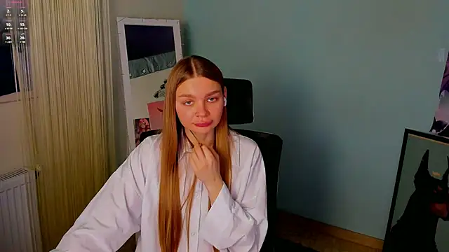 Snapshot of Molly_sweetie chatting on 22, 1, 2025 Molly sweetie online show from 22, 1, 2025