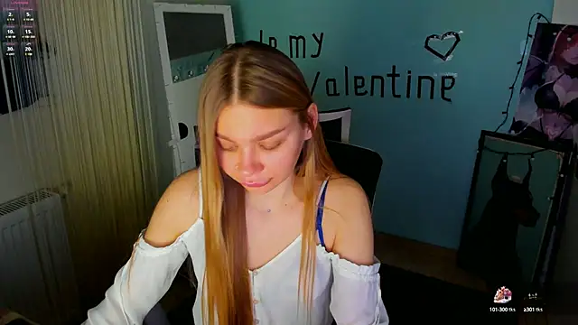 Snapshot of Molly_sweetie chatting on 9, 2, 2025 Molly sweetie online show from 9, 2, 2025