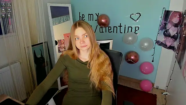 Snapshot of Molly_sweetie chatting on 18, 2, 2025 Molly sweetie online show from 18, 2, 2025