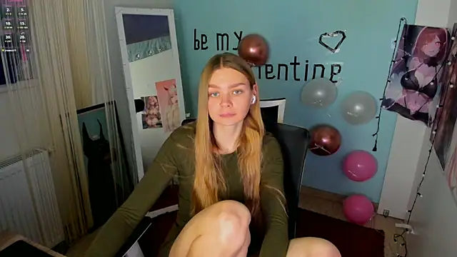 Snapshot of Molly_sweetie chatting on 18, 2, 2025 Molly sweetie online show from 18, 2, 2025