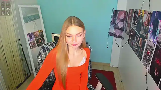 Snapshot of Molly_sweetie chatting on 6, 3, 2025 Molly sweetie online show from 6, 3, 2025