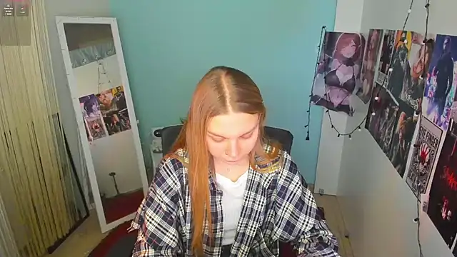 Snapshot of Molly_sweetie chatting on 7, 3, 2025 Molly sweetie online show from 7, 3, 2025