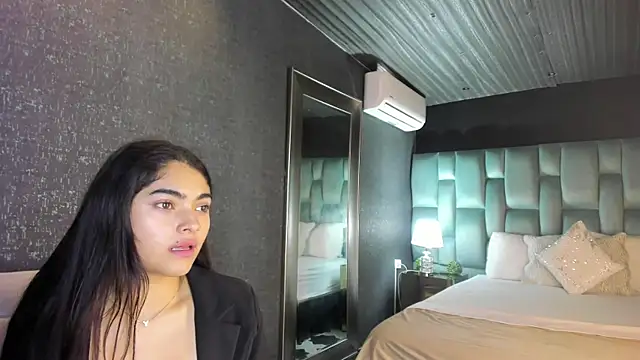 Snapshot of GiselOrtiz chatting on 8, 6, 2026 GiselOrtiz online show from 8, 6, 2026