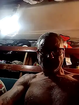 Snapshot of Pcsammy73 chatting on 3, 11, 2025 Pcsammy73 online show from 3, 11, 2025