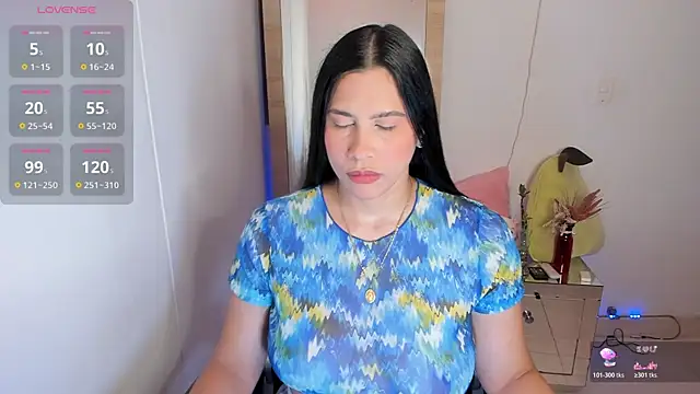 Snapshot of hellensexy chatting on 13, 7, 2026 hellensexy online show from 13, 7, 2026