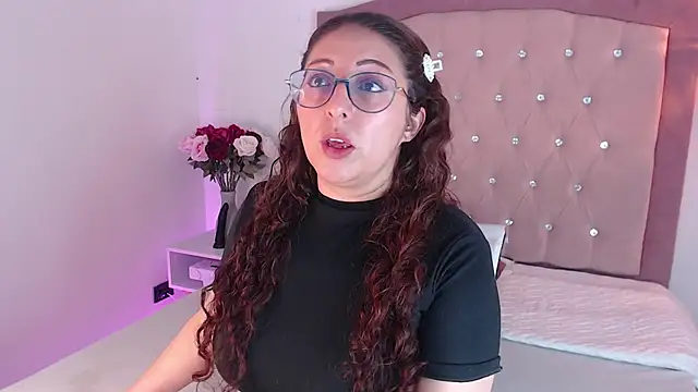 AnnadirtyXo online show from 4, 2, 2025