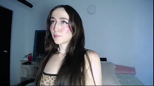 Snapshot of _Lalaa chatting on 14, 7, 2026 Lalaa online show from 14, 7, 2026