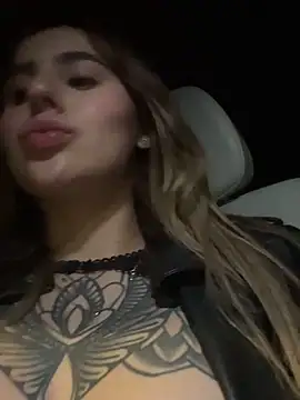 ValerieHilton online show from 3, 1, 2025