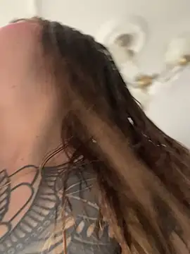 ValerieHilton online show from 12, 2, 2025