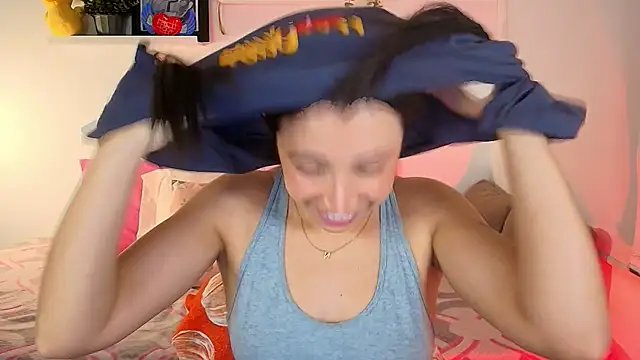 lilyy evanss online show from 9, 1, 2026