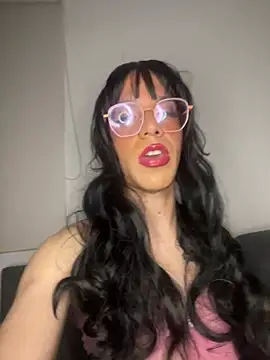 danielagh29 online show from 6, 1, 2025