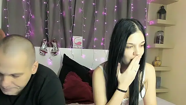 Snapshot of xDeepInLovexx chatting on 10, 12, 2024 xDeepInLovexx online show from 10, 12, 2024