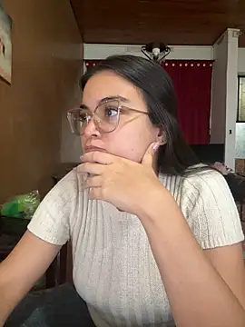 CamilaSofiia online show from 5, 4, 2026