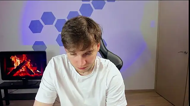 Chris Tyson online show from 26, 1, 2025