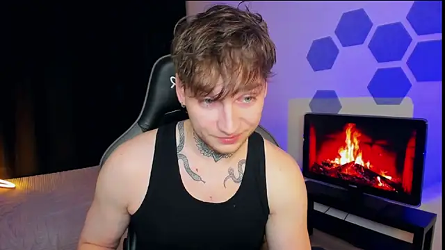 Chris Tyson online show from 8, 2, 2025