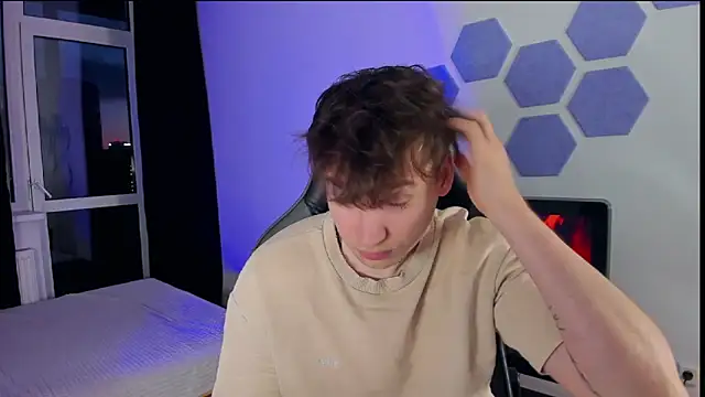 Chris Tyson online show from 23, 3, 2025