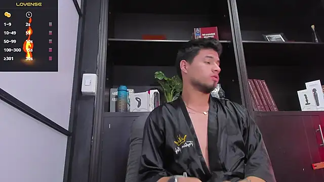 EdwardRoss  online show from 15, 2, 2025