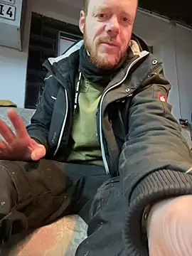 Snapshot of pietpietersen chatting on 13, 1, 2025 pietpietersen online show from 13, 1, 2025