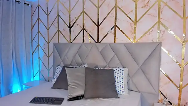 Arianabromw online show from 19, 12, 2024