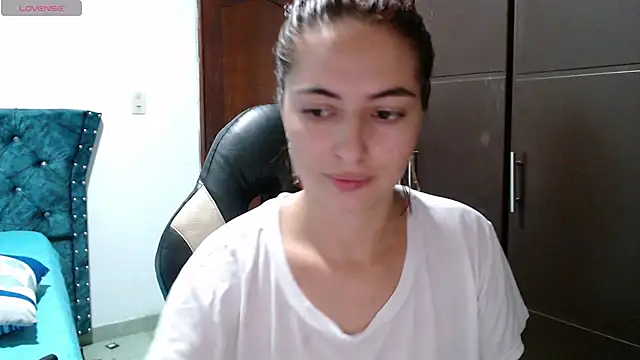 Snapshot of Kate_lorens9 chatting on 14, 12, 2024 Kate lorens9 online show from 14, 12, 2024