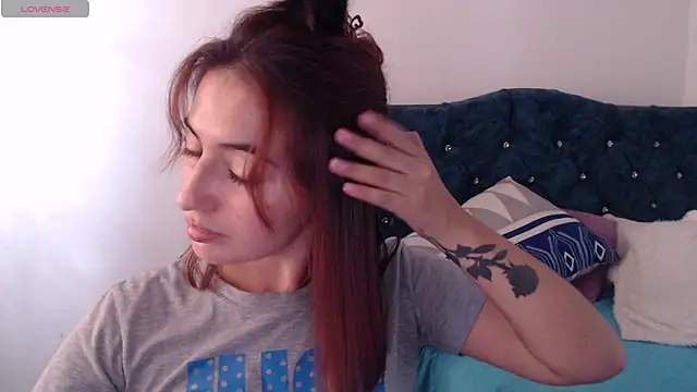 Snapshot of Kate_lorens9 chatting on 17, 1, 2025 Kate lorens9 online show from 17, 1, 2025