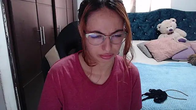 Snapshot of Kate_lorens9 chatting on 29, 11, 2025 Kate lorens9 online show from 29, 11, 2025