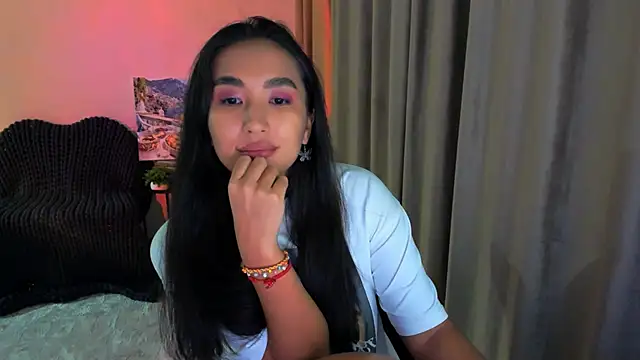 Snapshot of worldofkim chatting on 14, 2, 2025 worldofkim online show from 14, 2, 2025