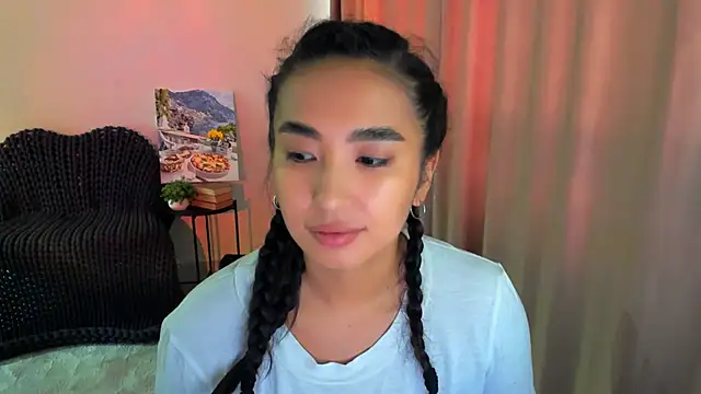 Snapshot of worldofkim chatting on 12, 3, 2025 worldofkim online show from 12, 3, 2025