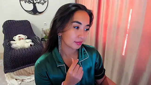 Snapshot of worldofkim chatting on 9, 9, 2025 worldofkim online show from 9, 9, 2025