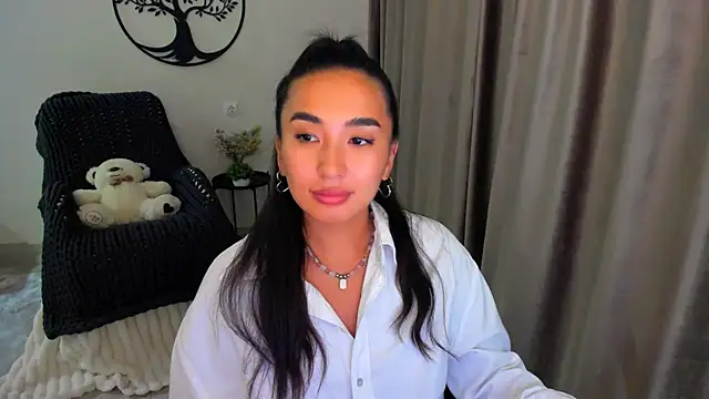 Snapshot of worldofkim chatting on 10, 9, 2025 worldofkim online show from 10, 9, 2025