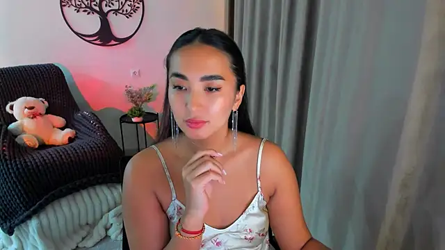 Snapshot of worldofkim chatting on 30, 9, 2025 worldofkim online show from 30, 9, 2025