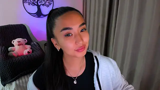 Snapshot of worldofkim chatting on 15, 10, 2025 worldofkim online show from 15, 10, 2025