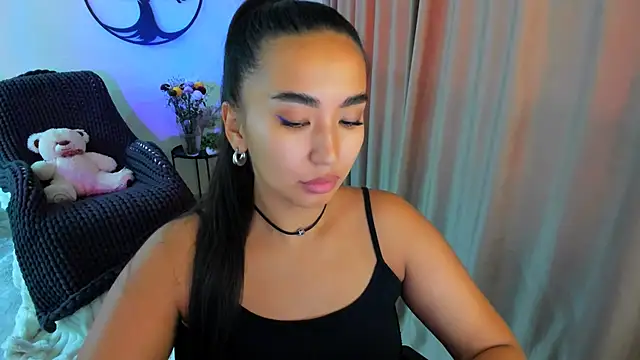 worldofkim online show from 5, 11, 2025