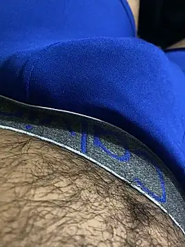 Snapshot of atreus35 chatting on 22, 12, 2025 atreus35 online show from 22, 12, 2025