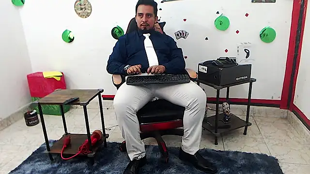 Snapshot of KalethBigDick chatting on 14, 5, 2026 KalethBigDick online show from 14, 5, 2026