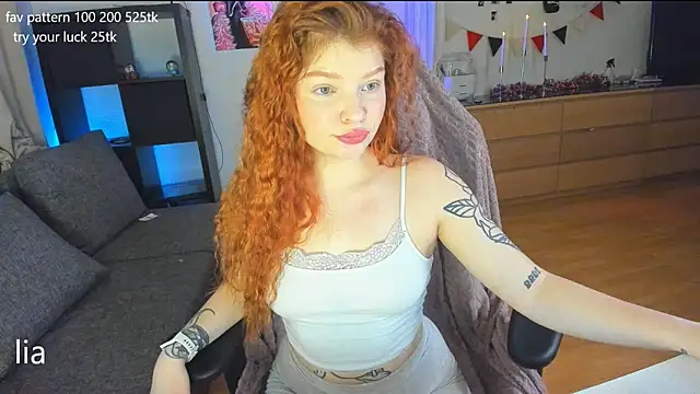 Snapshot of lil_lia chatting on 16, 1, 2025 lil lia online show from 16, 1, 2025
