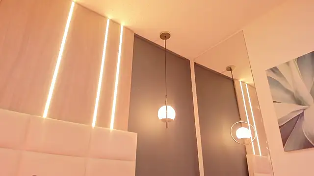 Miah gomez  online show from 17, 12, 2024