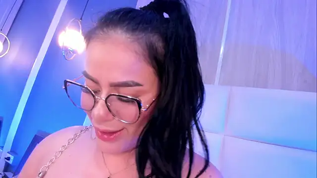 Miah gomez  online show from 19, 3, 2025